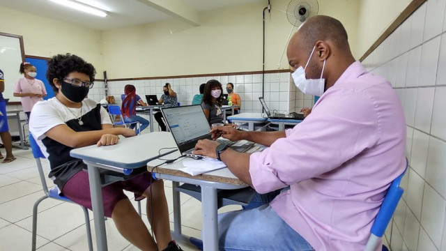 Mais de 330 as escolas com casos de Covid 19 confirmados pela FENPROF