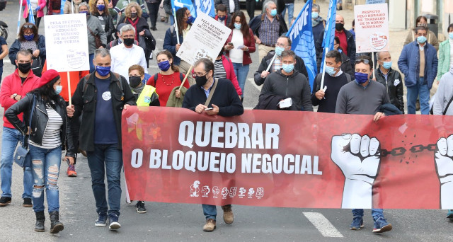 Greve Nacional de professores e educadores marcada para 11 de Dezembro