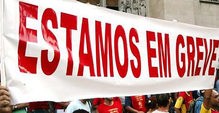 em greve