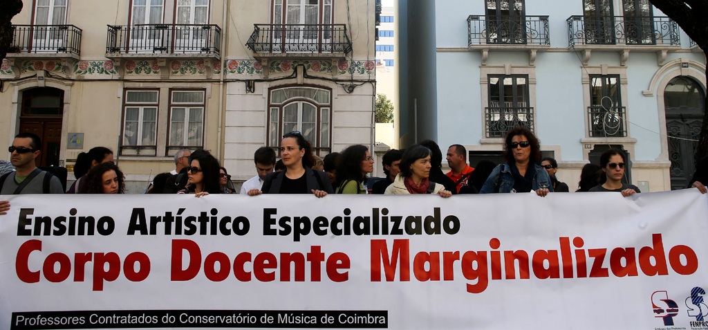 Ensino artístico especializado volta à rua